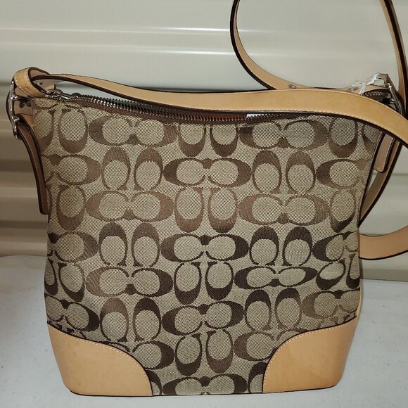 Coach Signature Crossbody - Picture 1 of 12